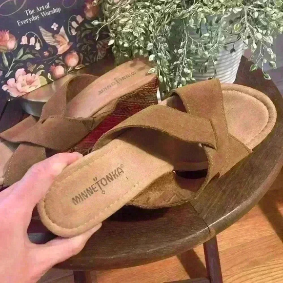 Minnetonka leather sandals - Picture 3 of 6